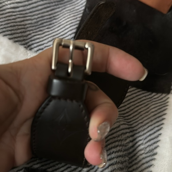 Authentic Louis Vuitton Leather Monogram Glacé Force wrap bracelet - Picture 6 of 15